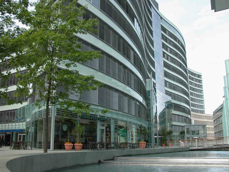 Kompleks Frankfurter Welle, Frankfurt