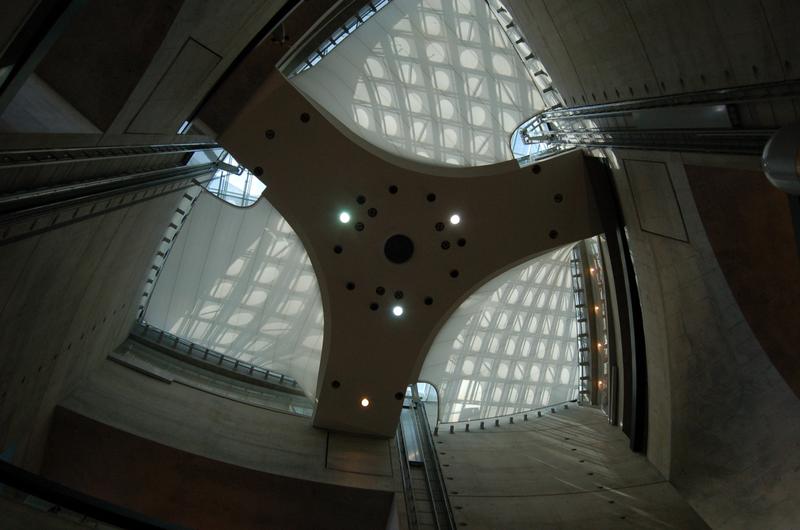 Muzeum Mercedesa - wnętrze, Stuttgart